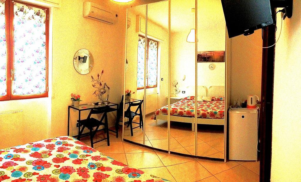 Top Suit Centro - Guest house Brugherio Buitenkant foto