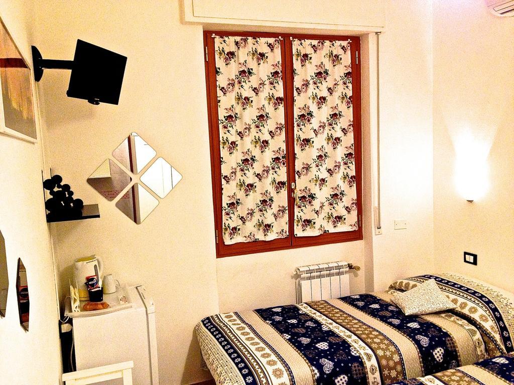 Top Suit Centro - Guest house Brugherio Buitenkant foto